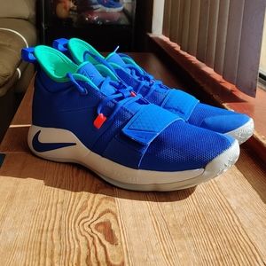 Nike PG 2.5 (Men's Size 9.5)